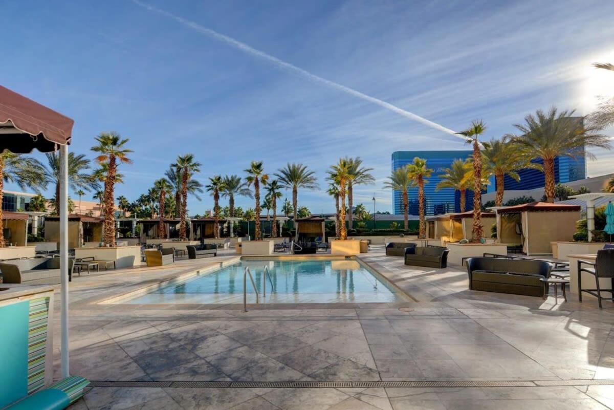 Mgm Signature-23-719 Strip View Jacuzzi Studio لاس فيغاس المظهر الخارجي الصورة