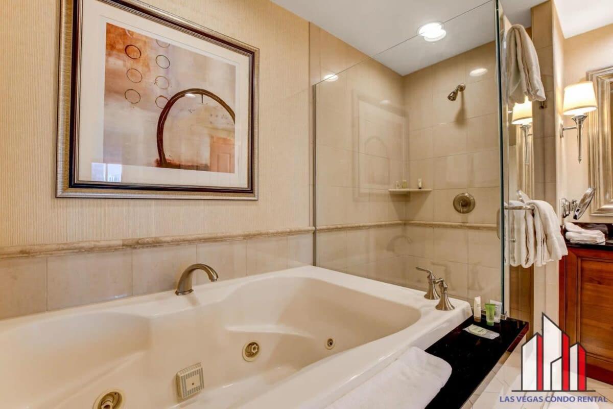 Mgm Signature-23-719 Strip View Jacuzzi Studio لاس فيغاس المظهر الخارجي الصورة